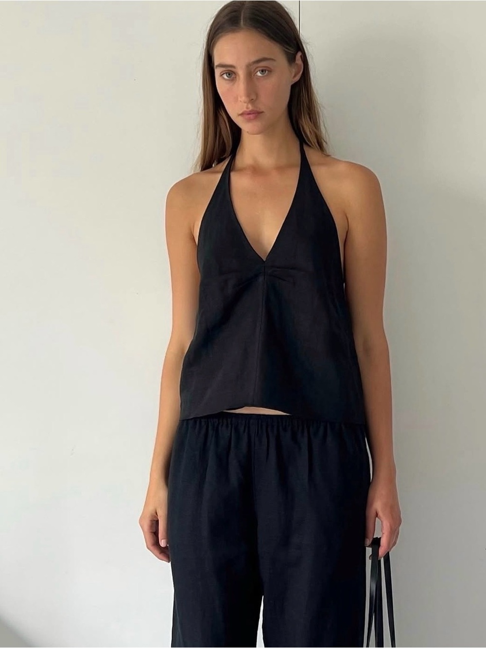 Deiji Studios LINEN PINCHED HALTER TOP-
BLACK